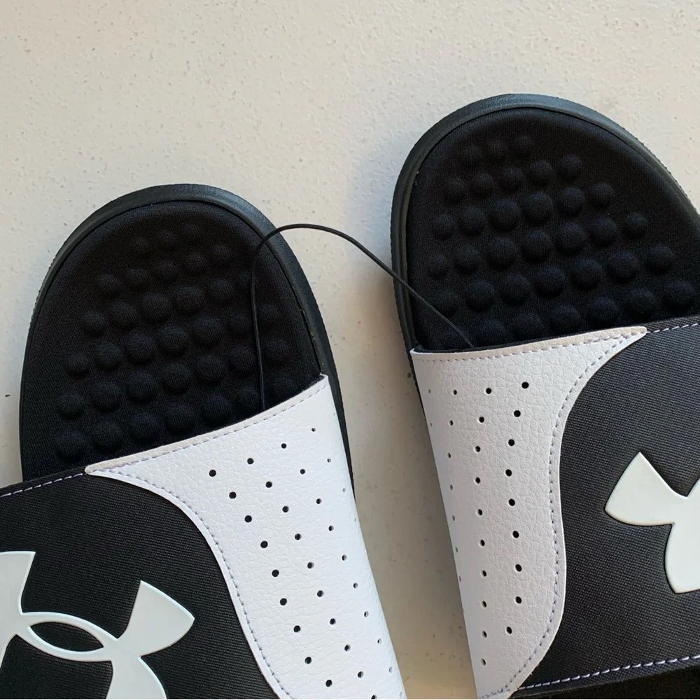 Under Armour Men’s Black & White Slide Sandals Size 17 NWT